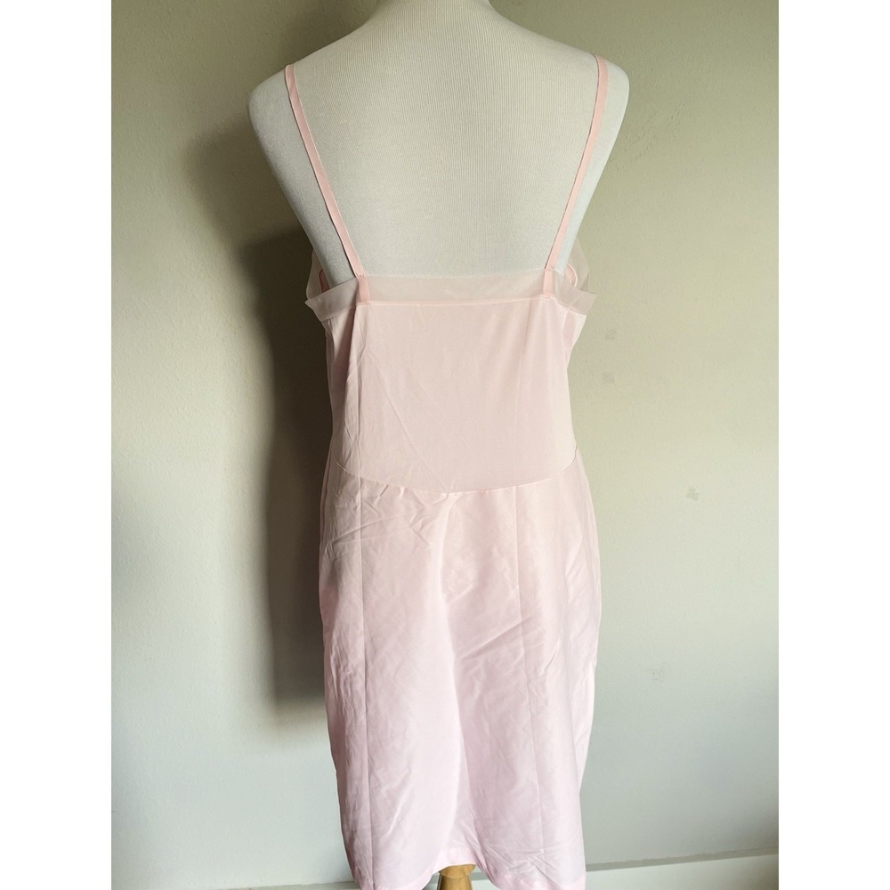 Vintage Kayser Short Full Slip Women's Size 40 100% Nylon Pink Scallop Trim - Picture 8 of 8